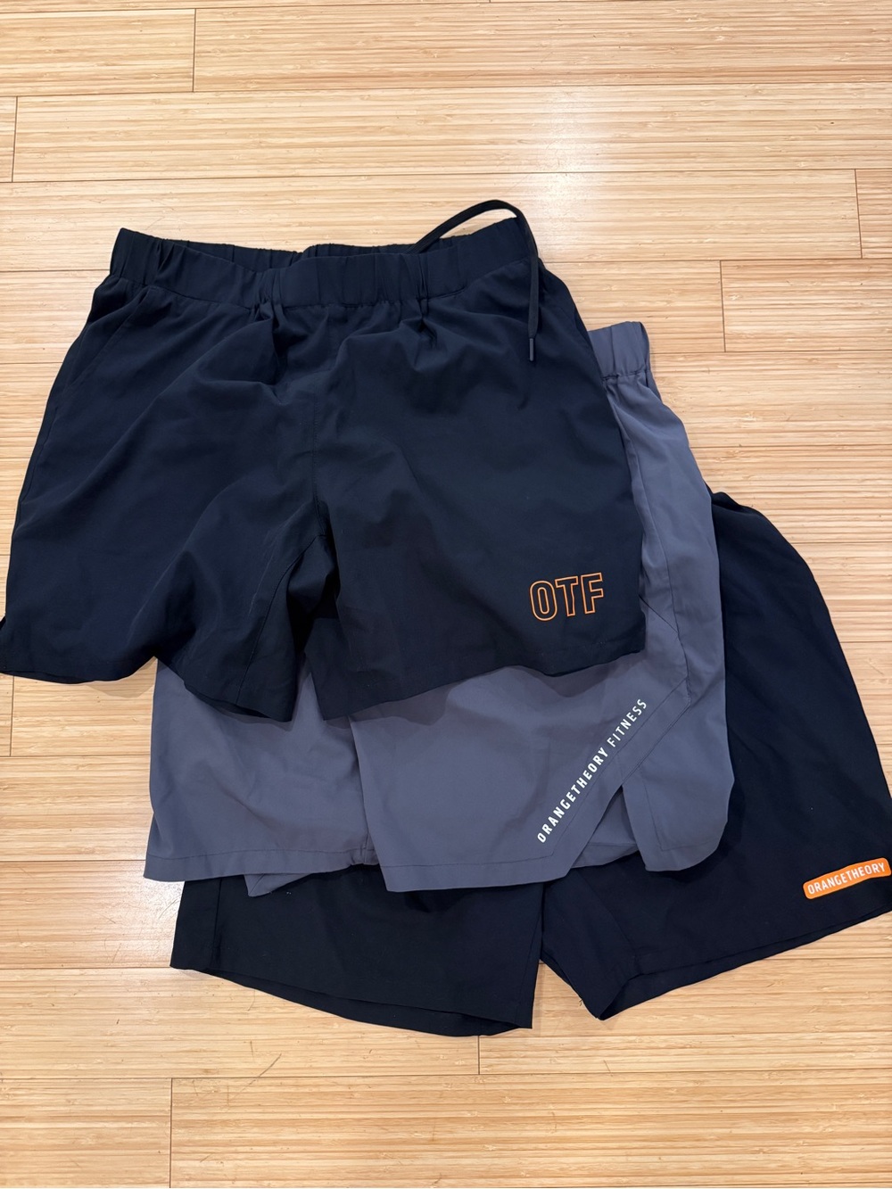 Orangetheory Men’s Black and Gray Athletic Shorts Large
